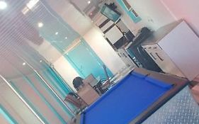 Neo & Ruks Guest House Goodwood 4